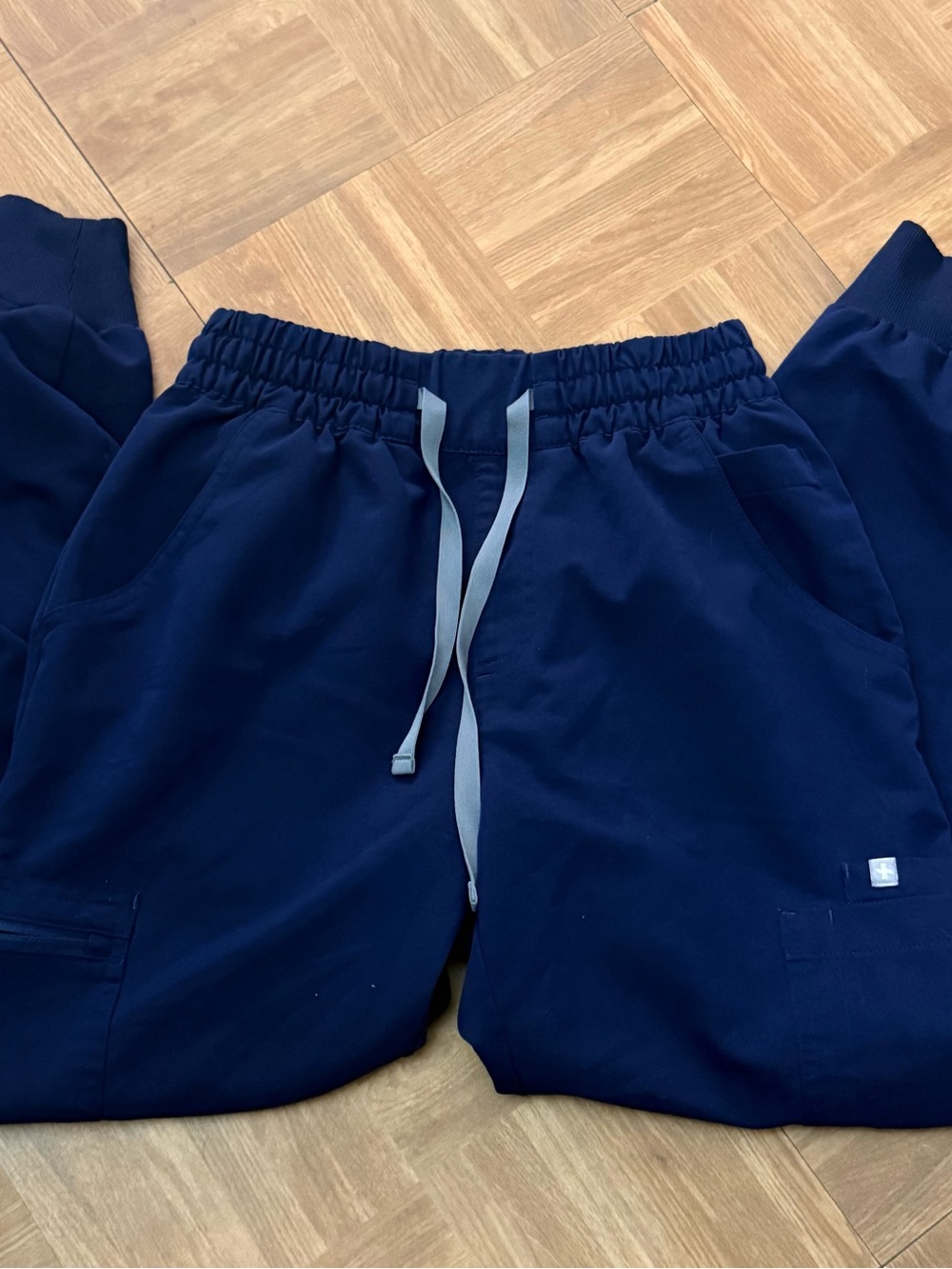 dark navy blue jogger scrub pants by Figs XS/P